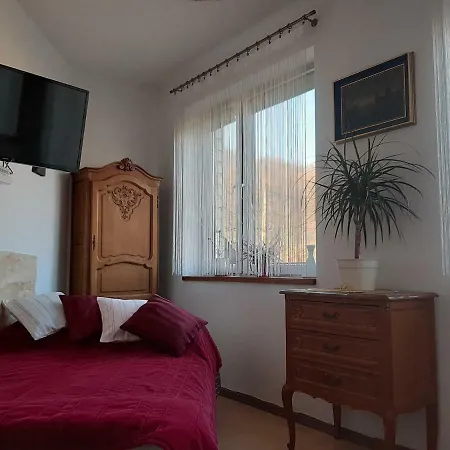 Ponikiew - ゲストハウス