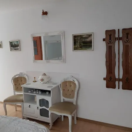 ゲストハウス Ponikiew - ヴァドヴィツェ