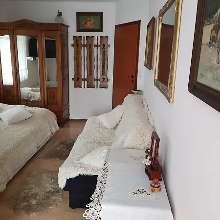 Ponikiew - ゲストハウス