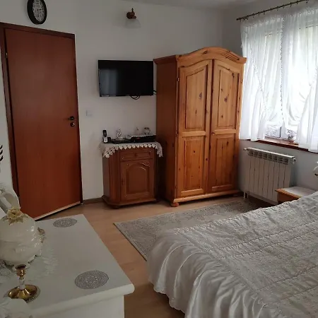 Ponikiew - ヴァドヴィツェ