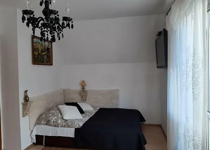 Ponikiew - בית הארחה *