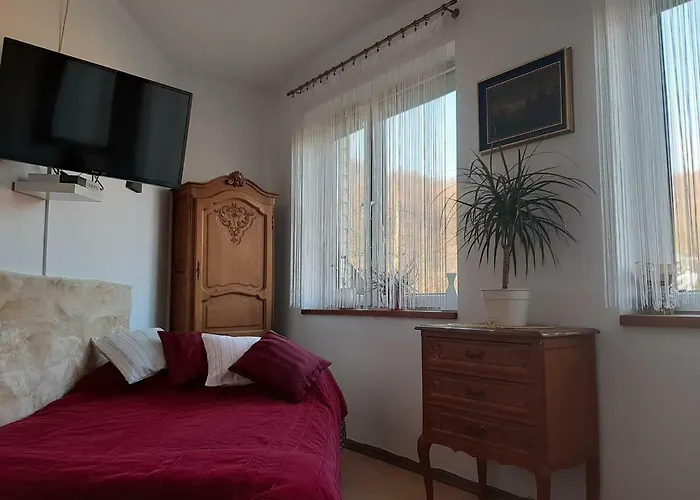 Ponikiew - בית הארחה