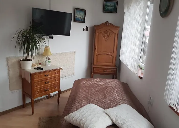 בית הארחה Ponikiew - *